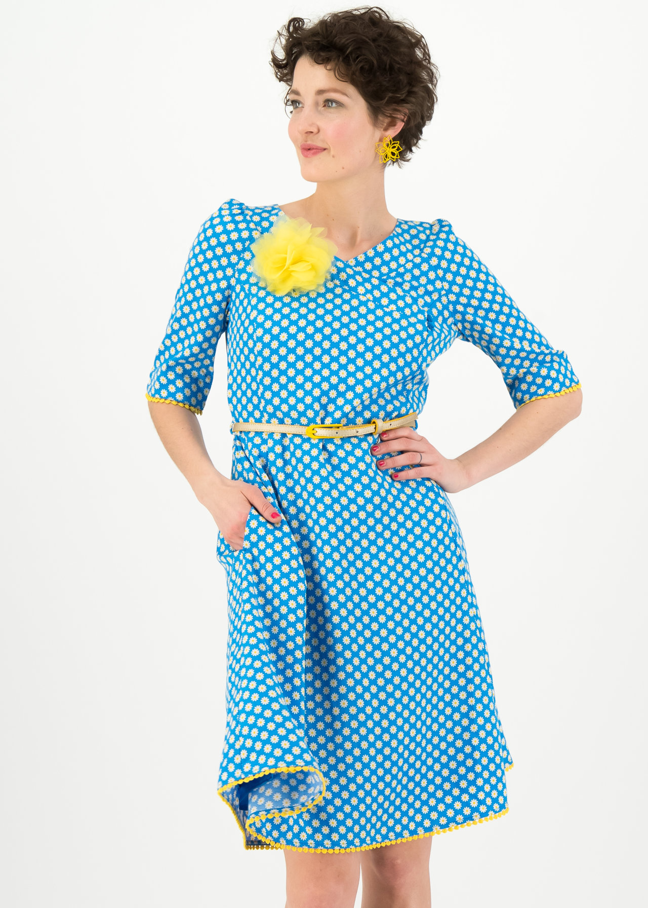 rumbling rose robe